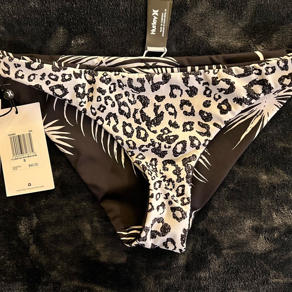 Hurley bathing suit bottom size small